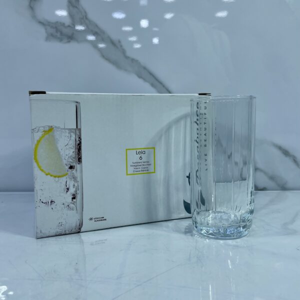 verre a eau transparent