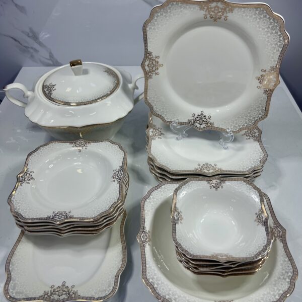 CERVICE DE TABLE 21P  سارفيس طابل
