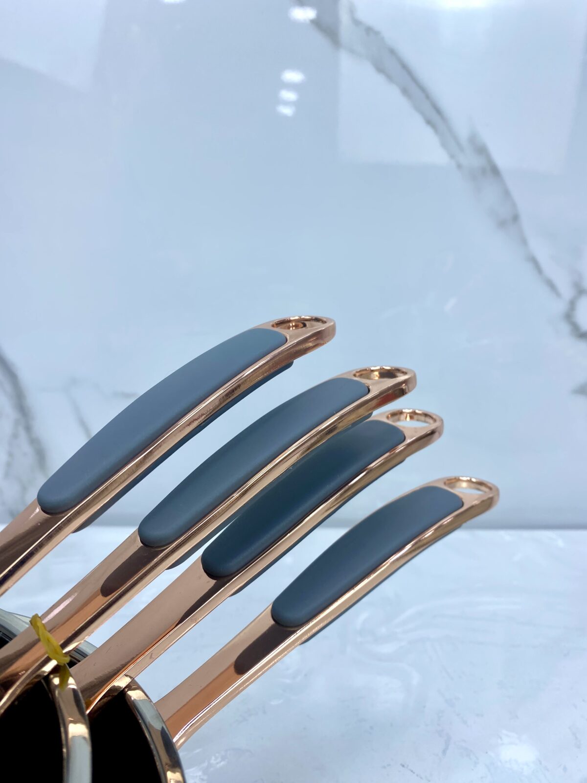 série casserole inox bronze + silic 18/10 4pcs سيري كاسرونة – Image 6