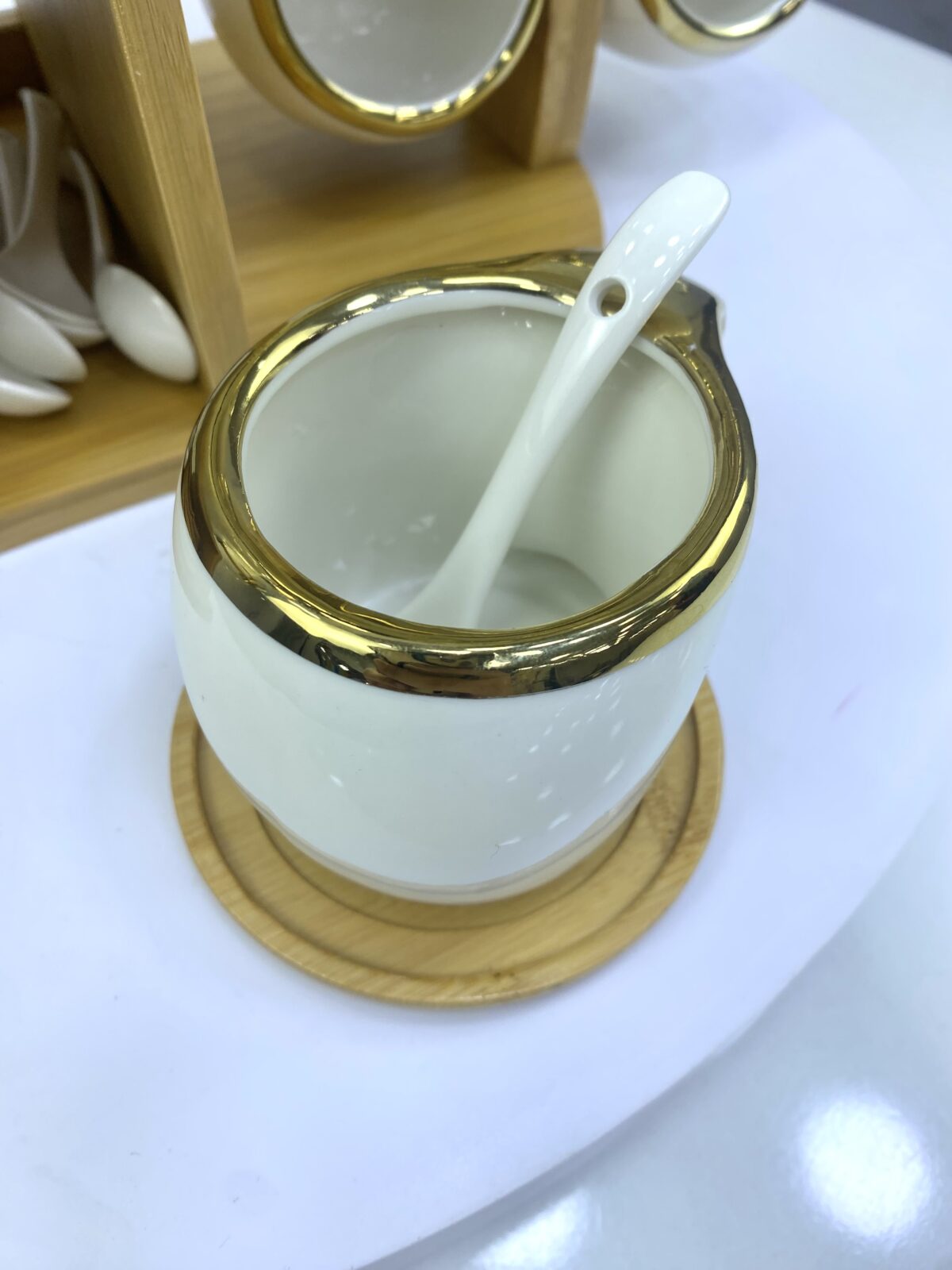 service céramique avec support bois 27Pcs bt943 سرفيس القهوة – Image 3