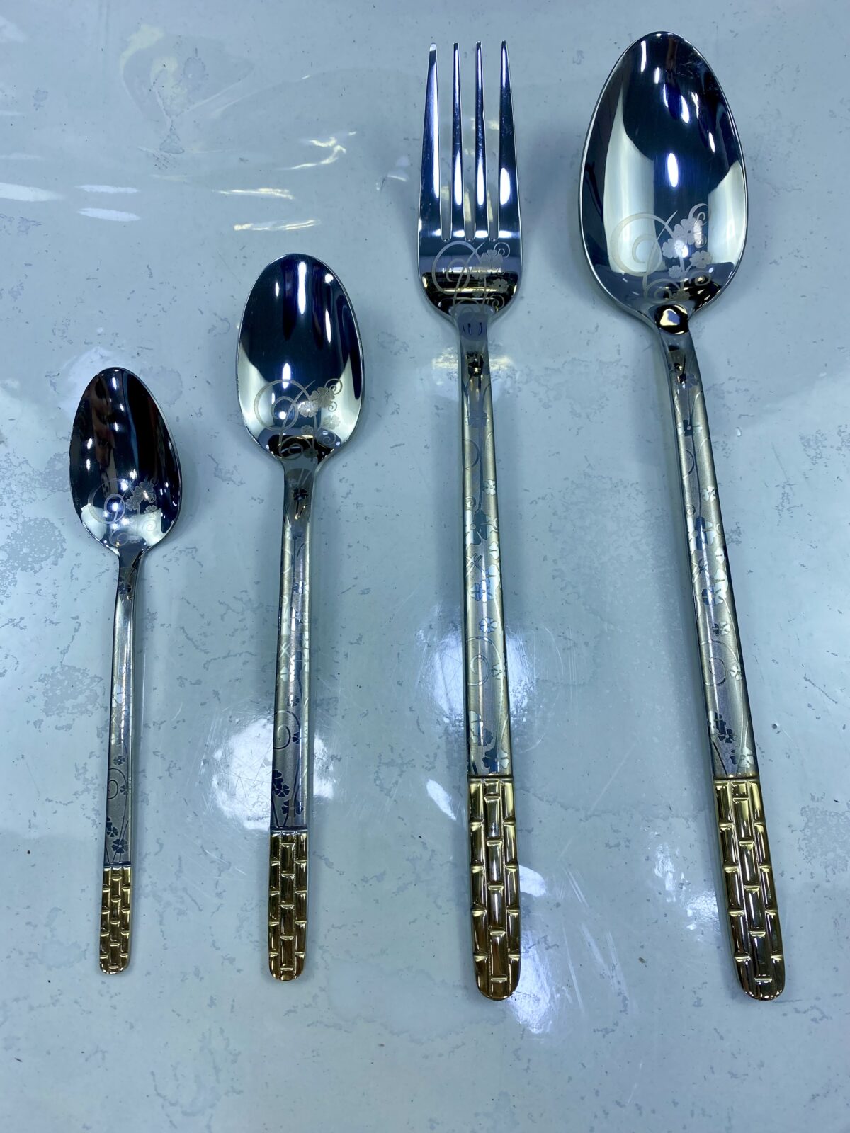 ⁦série cuillère argent 24pcs SC-90سيري مغارف⁩ - الصورة ⁦2⁩